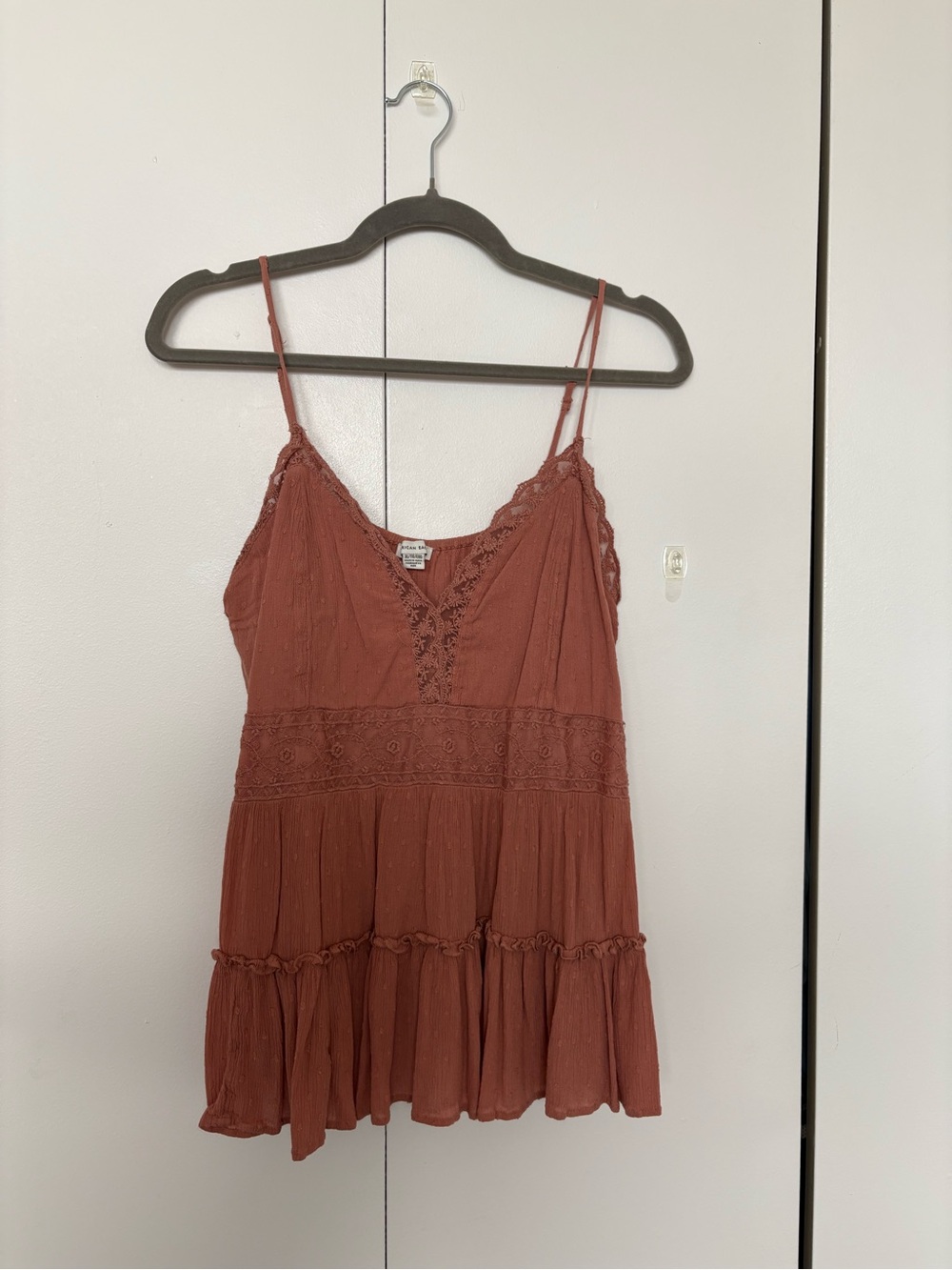 American Eagle Outfitters Dusty Rose Lace Tank Top XL